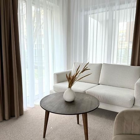 Izabeles Apartamentai Palanga Buitenkant foto