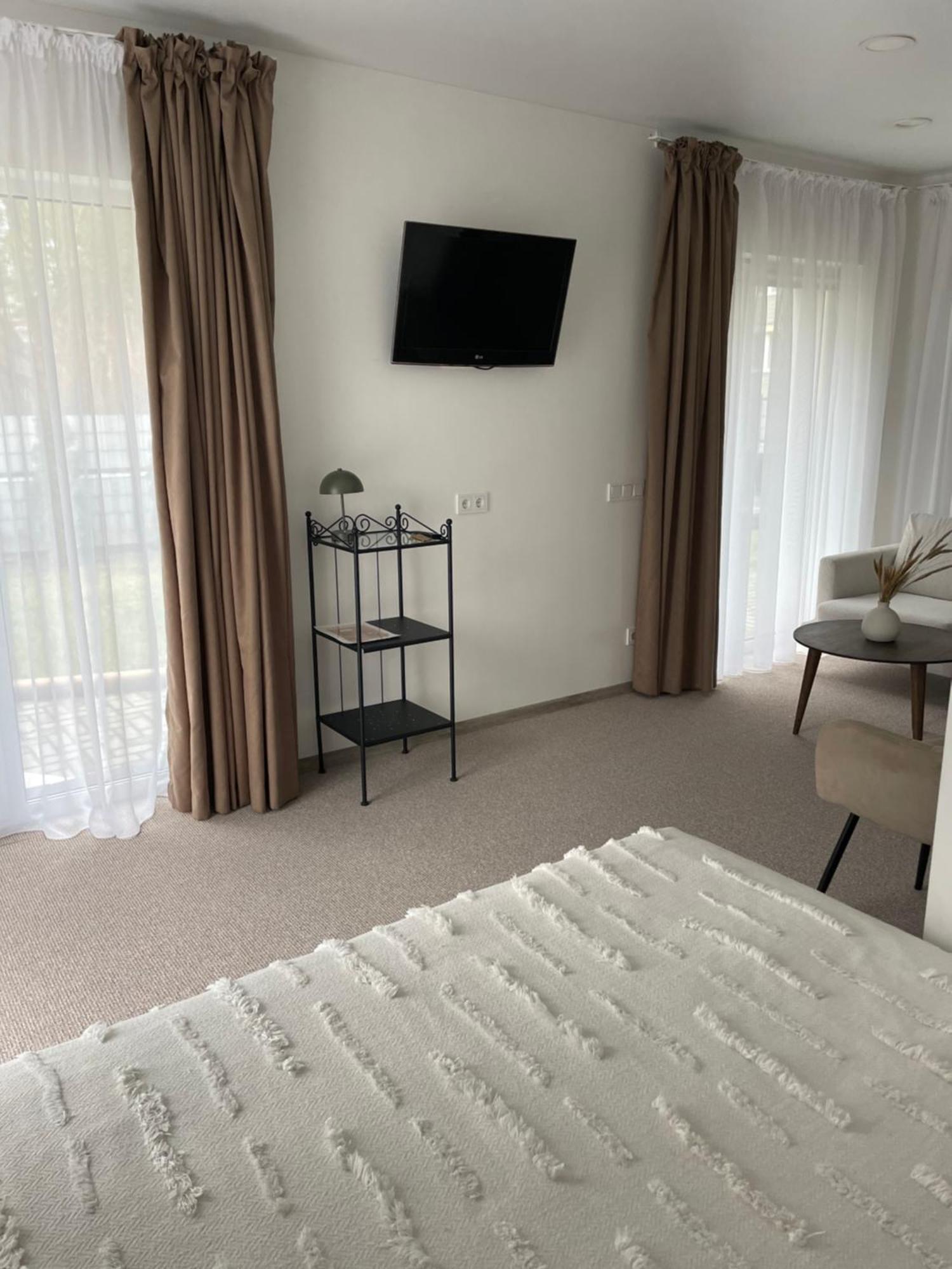 Izabeles Apartamentai Palanga Buitenkant foto