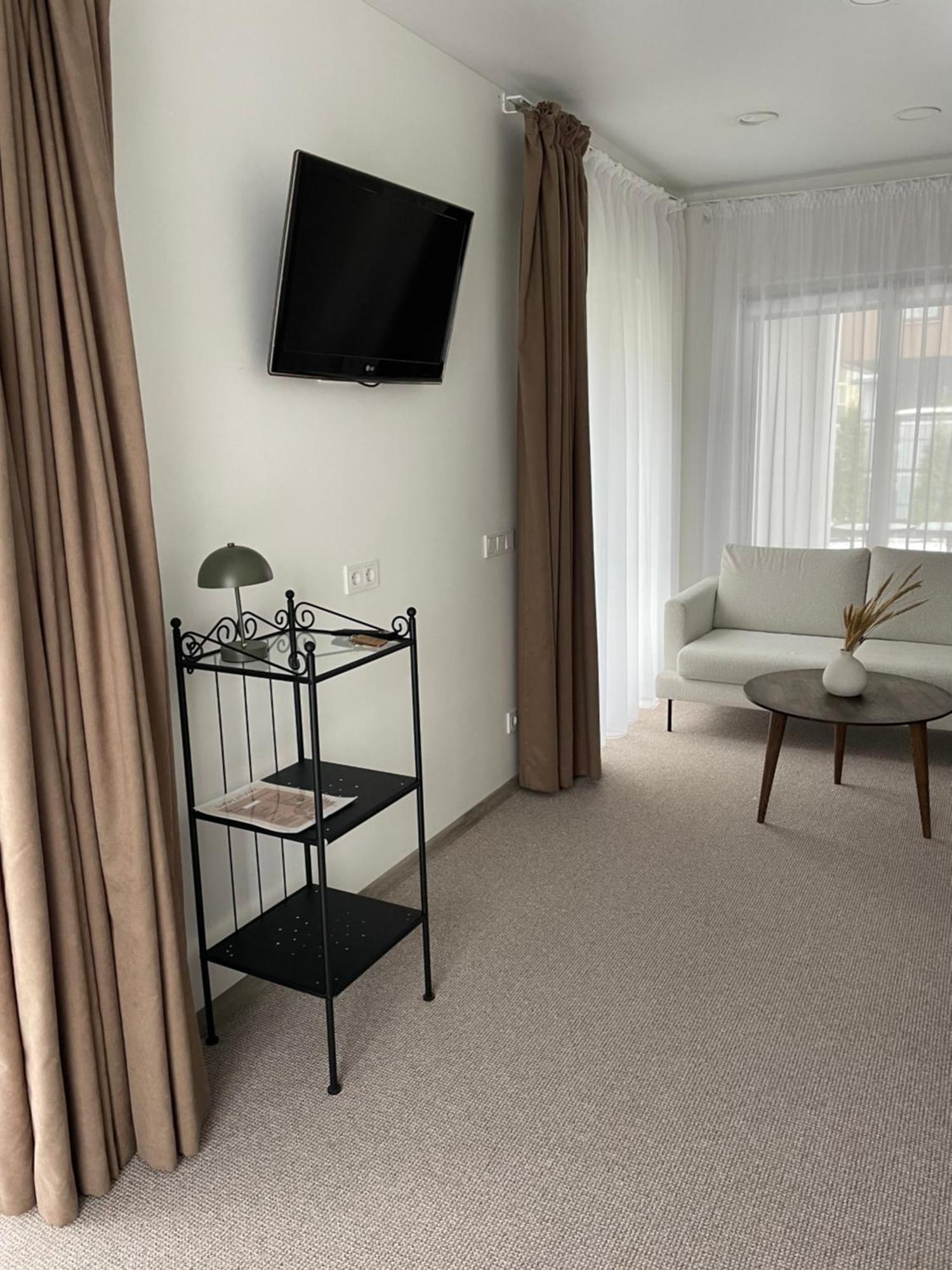 Izabeles Apartamentai Palanga Buitenkant foto